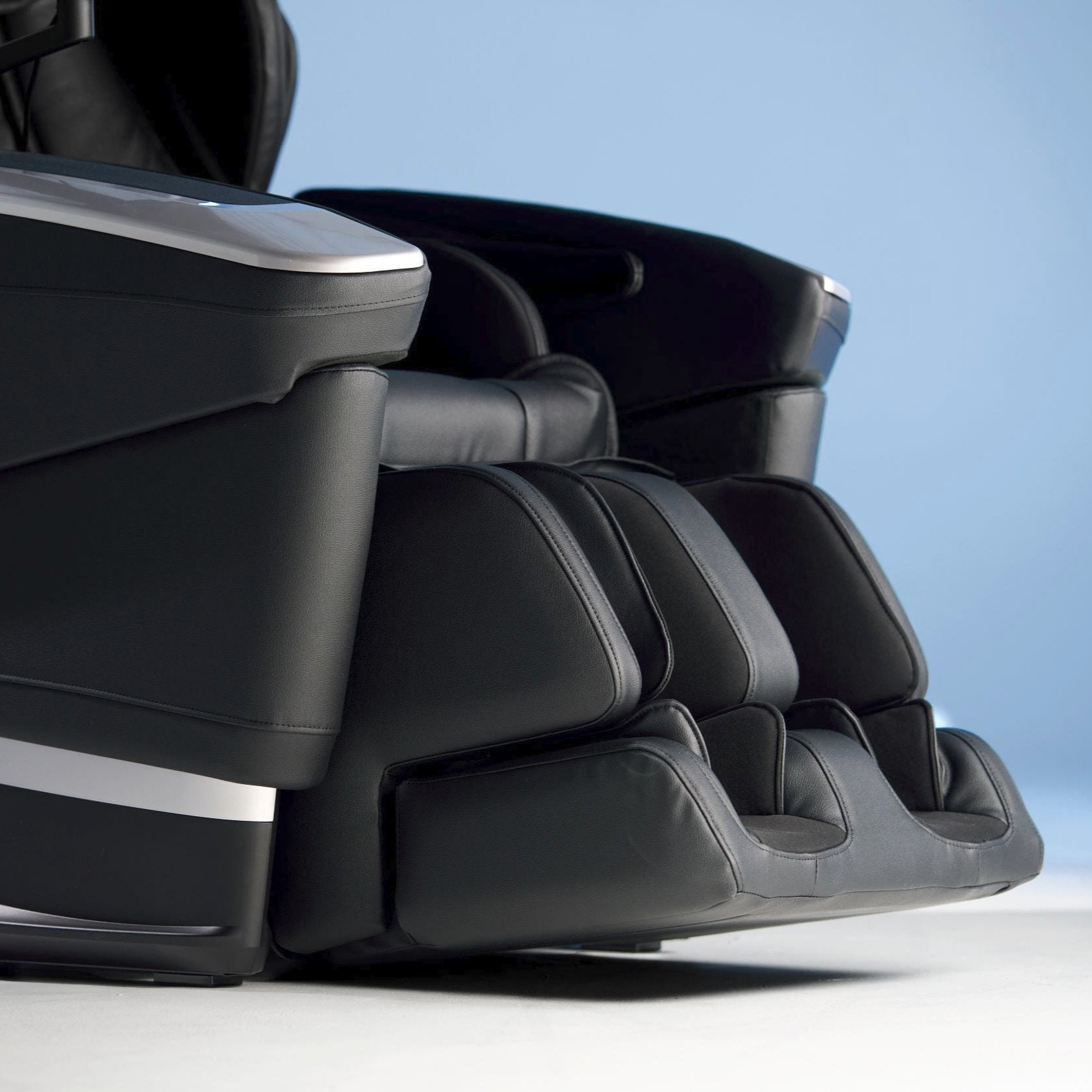 FUJIIRYOKI: Cyber Relax Ai Hergestellt in Japan 5D Ai Ultra Premium Massage Chair (JP4000)
