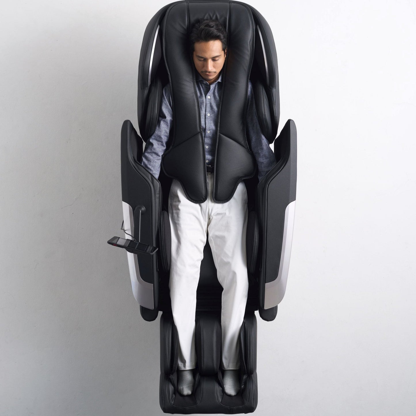 FUJIIRYOKI: Cyber Relax Ai Hergestellt in Japan 5D Ai Ultra Premium Massage Chair (JP4000)